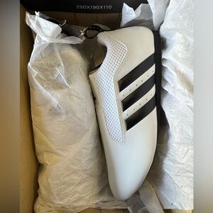 ADIDAS Contestant-Pro Taekwondo Mat Training Laceless Shoes.